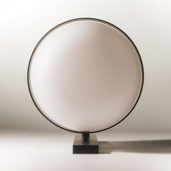 Wally Cesta Iluminación